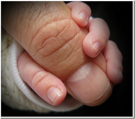 062_B05_mark chipps_holding hands