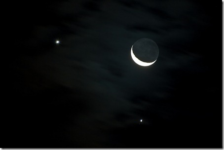 Conjunction of Moon, Venus & Jupiter with clouds